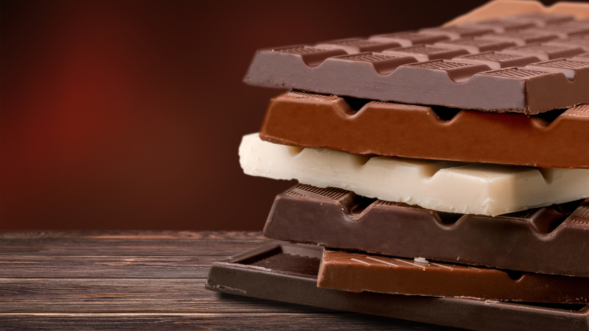 Pure chocolade, witte chocolade en melkchocolade 