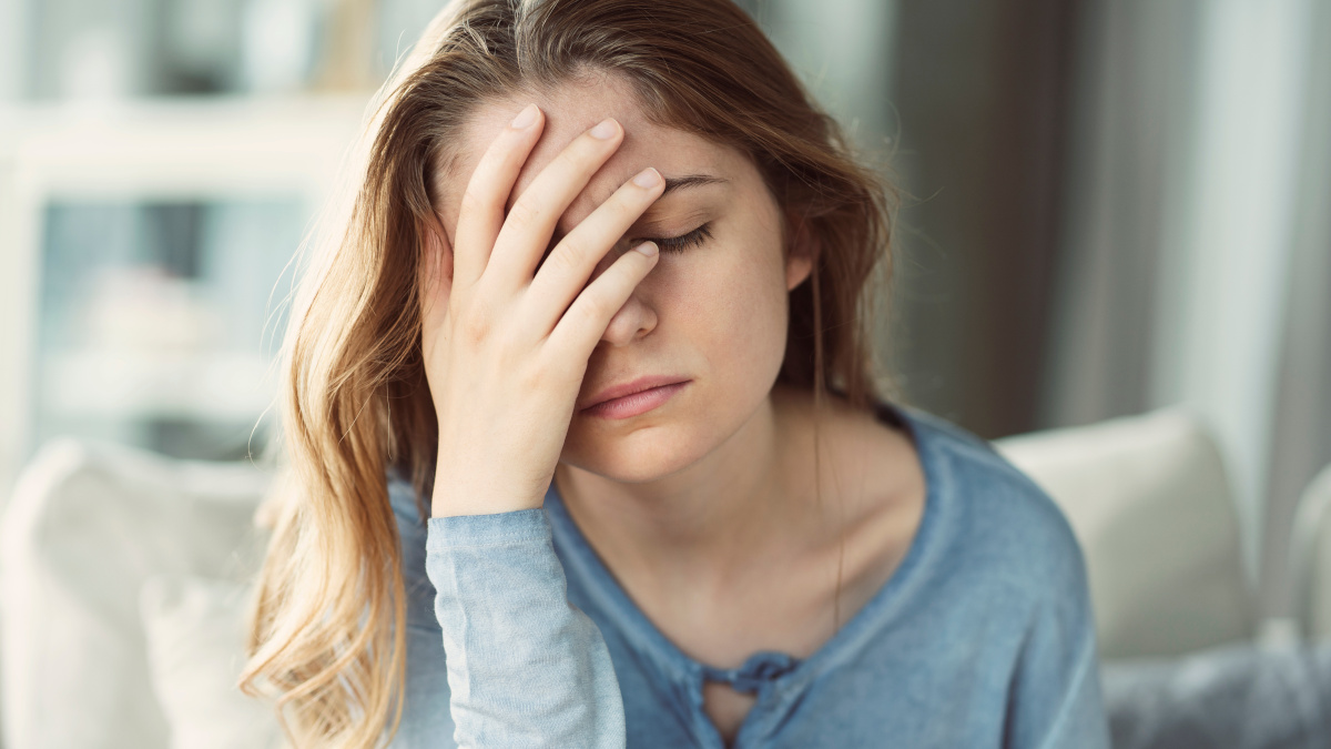 Vrouw die lijdt aan bloedarmoede 