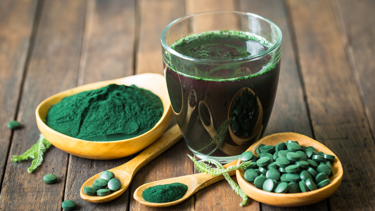 Spiruline en poudre et en comprimés